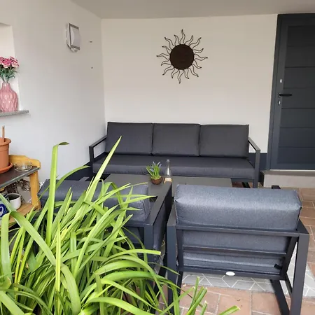 Апартаменты Lang Бад-Бергцаберн